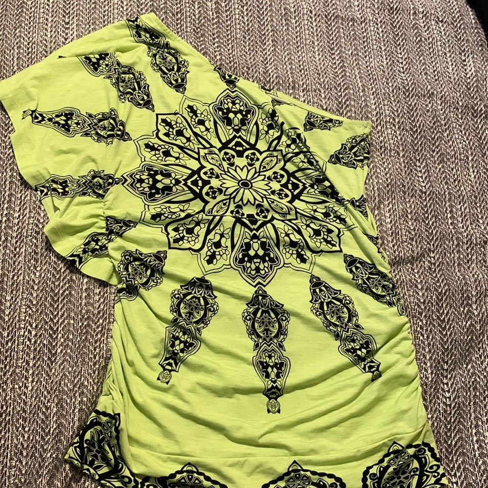 Studio Y off shoulder top